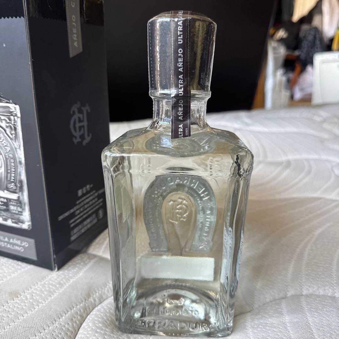 【新品】HERRADURA ULTRA AÑEJO テキーラ　700ml 35%