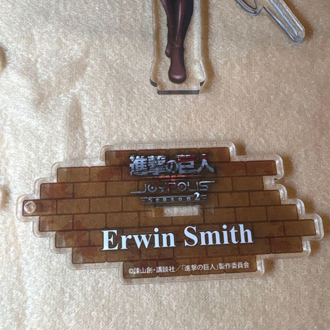 進撃の巨人　ジョイポリス　アクスタ　エルヴィン リヴァイ