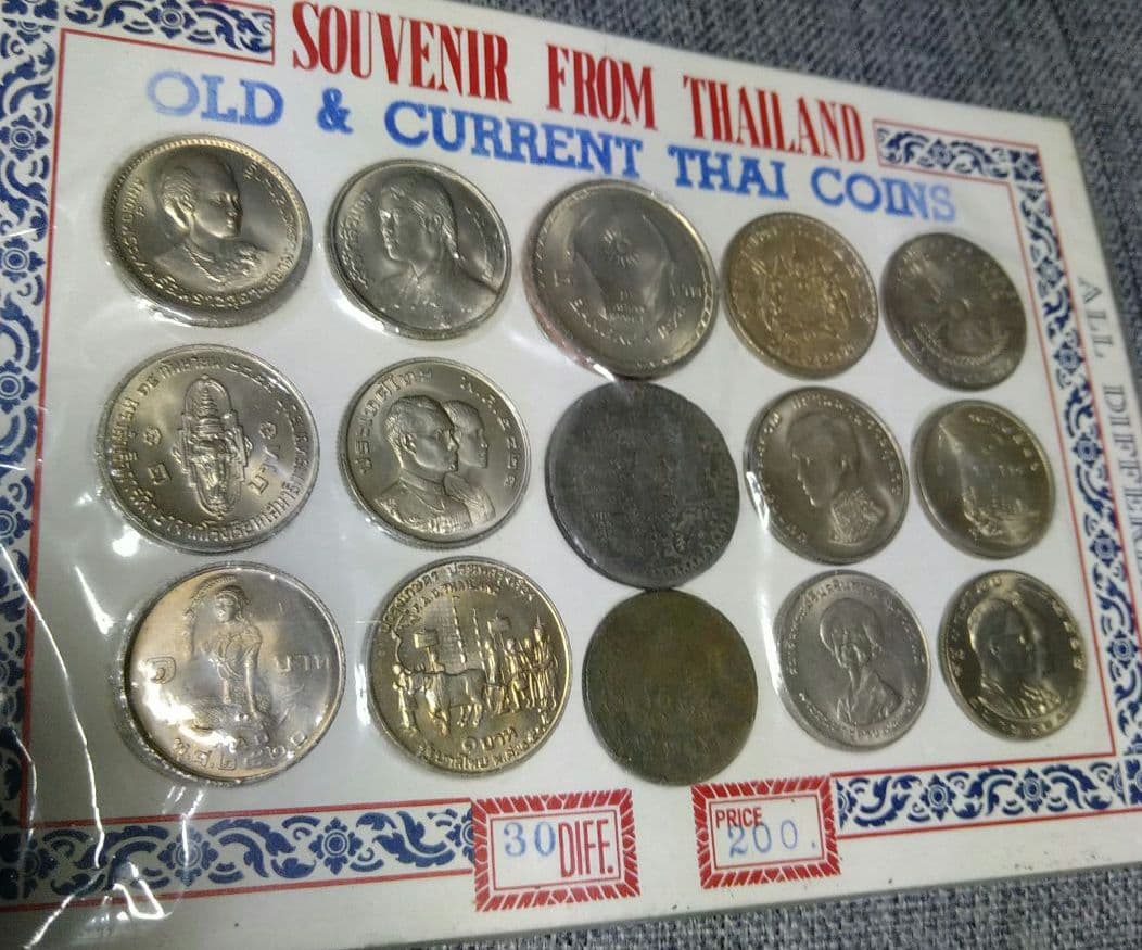 1*o様 金貨？？タイの旧貨幣・現行貨幣セットです(⌒▽⌒)