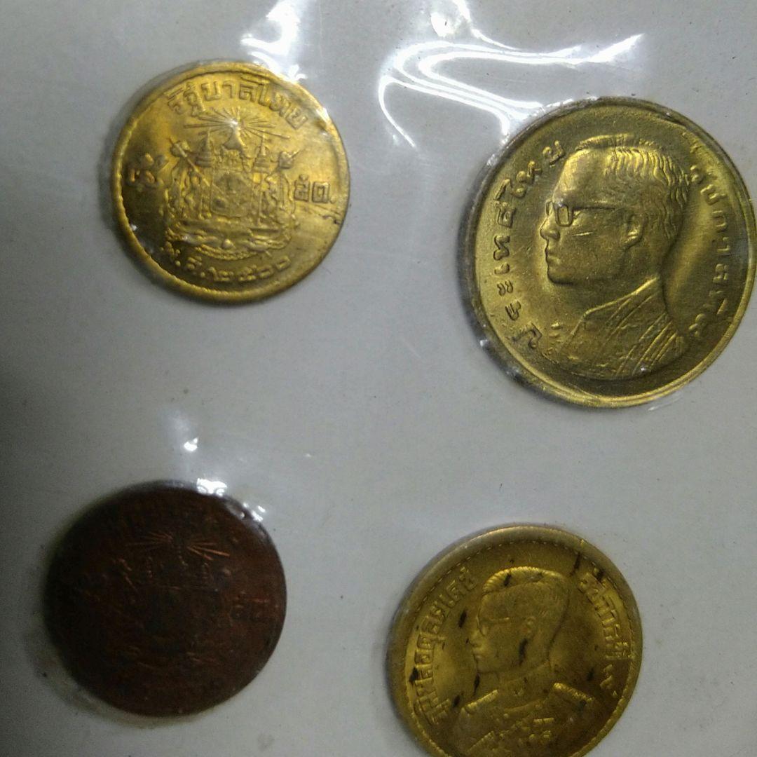 1*o様 金貨？？タイの旧貨幣・現行貨幣セットです(⌒▽⌒)