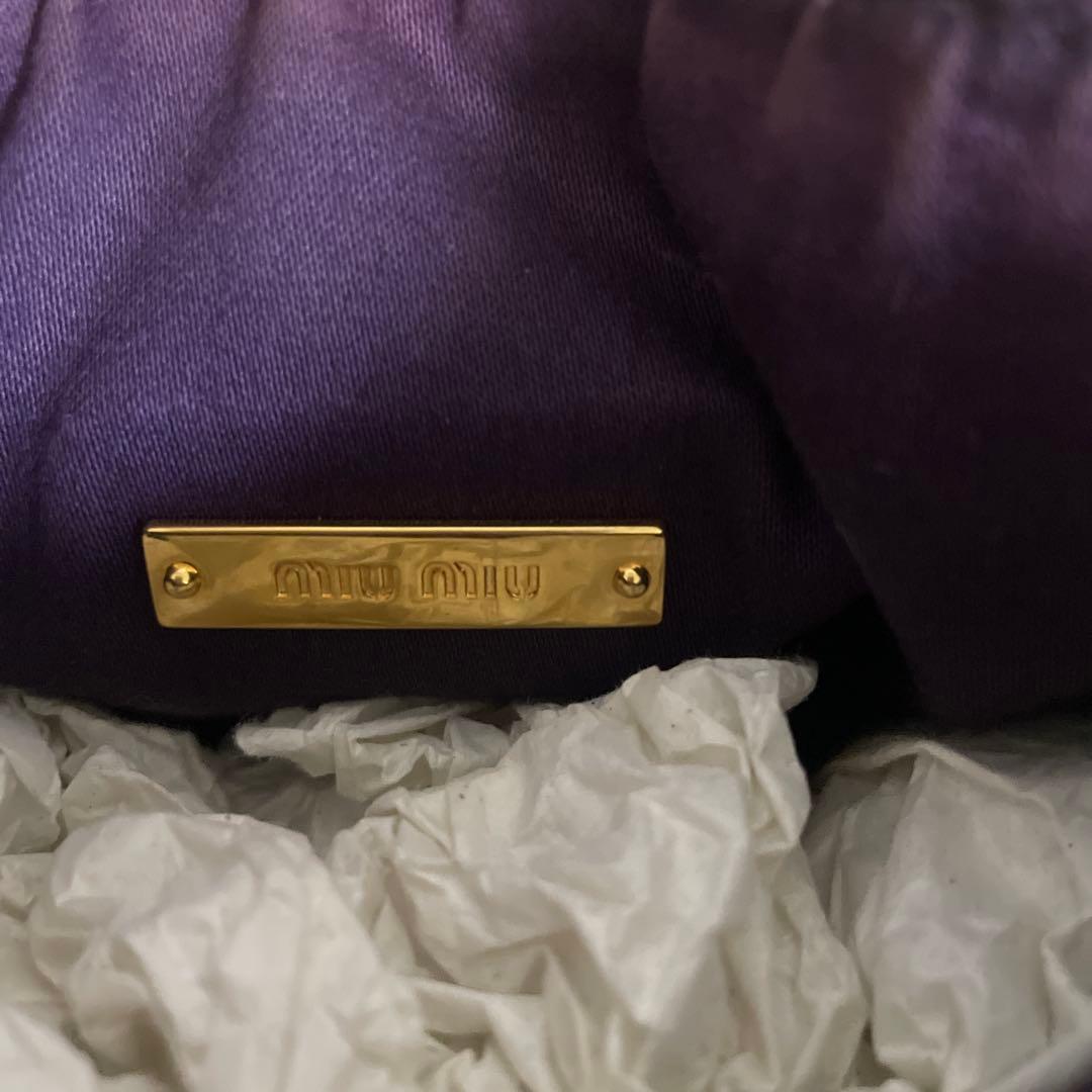 miu miu 薄ピンク リボンバッグ