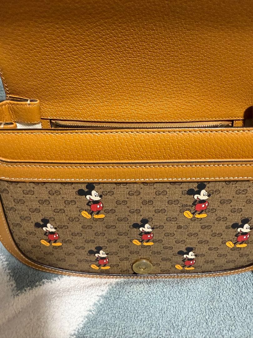 ミッキー　GUCCI