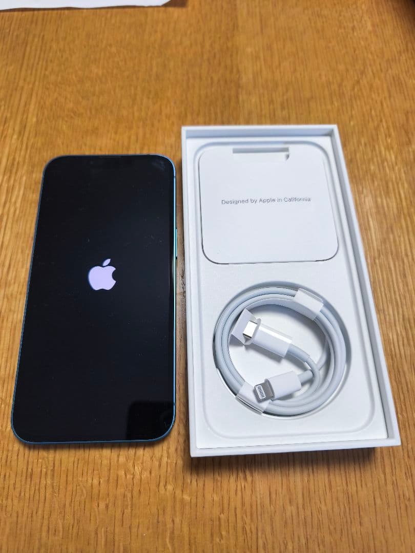 Apple iPhone 13 青 本体 充電ケーブル付き