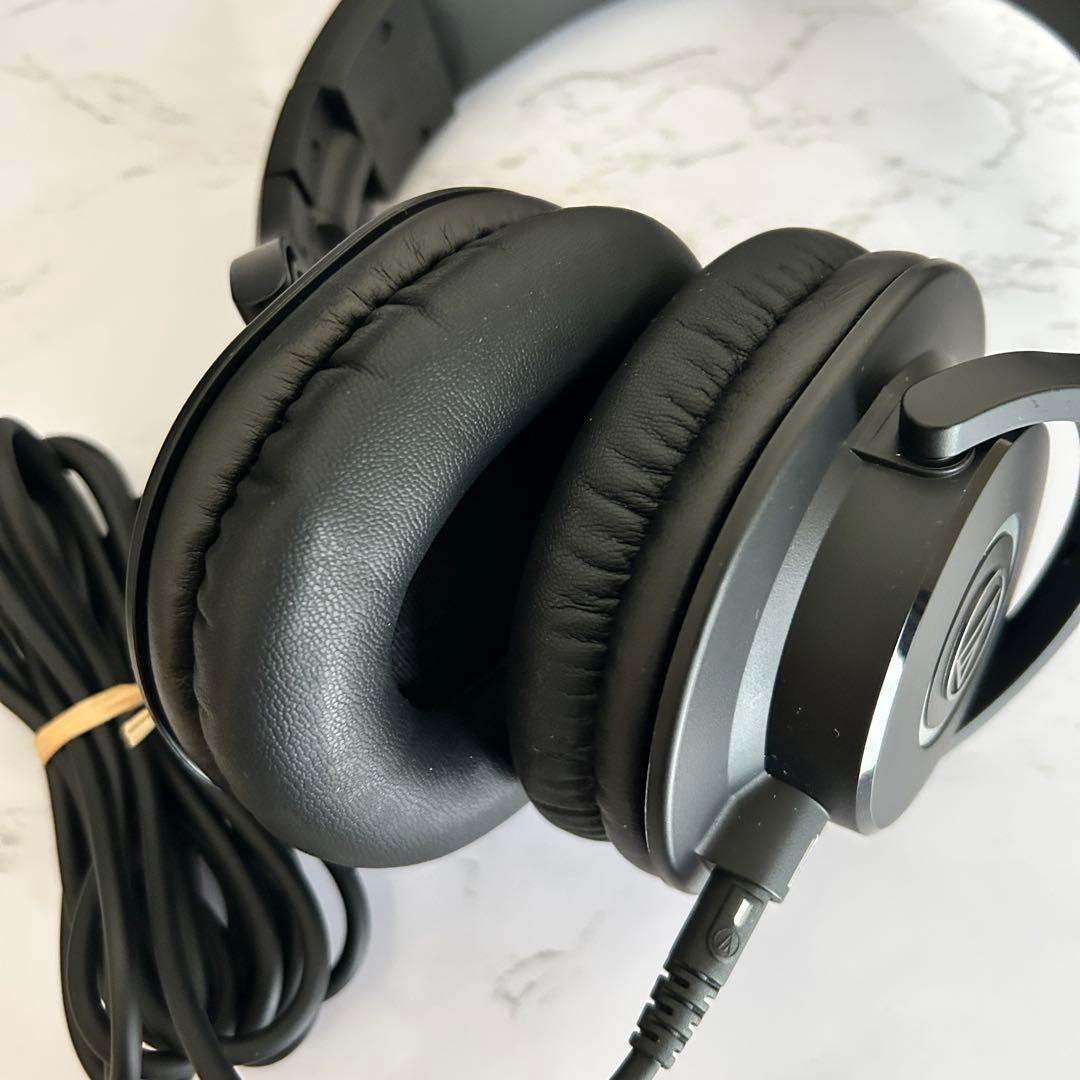 オーディオテクニカ　ヘッドホン　ATH-M40x