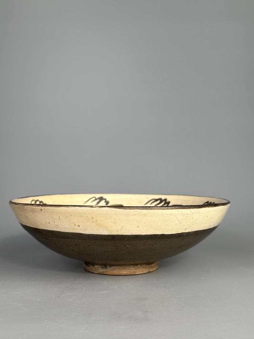 中国美術　元時代 ～ 明時代　磁州窯　唐草文盤皿　美品　古物　唐物　茶道具　鉢