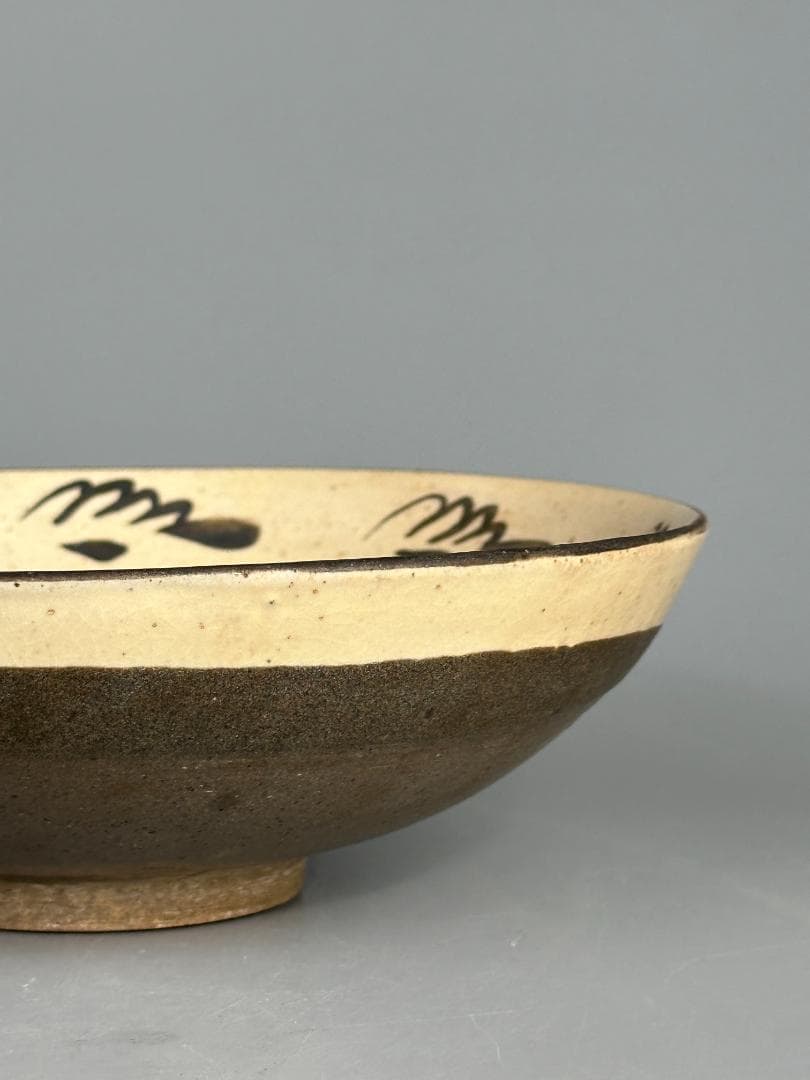 中国美術　元時代 ～ 明時代　磁州窯　唐草文盤皿　美品　古物　唐物　茶道具　鉢