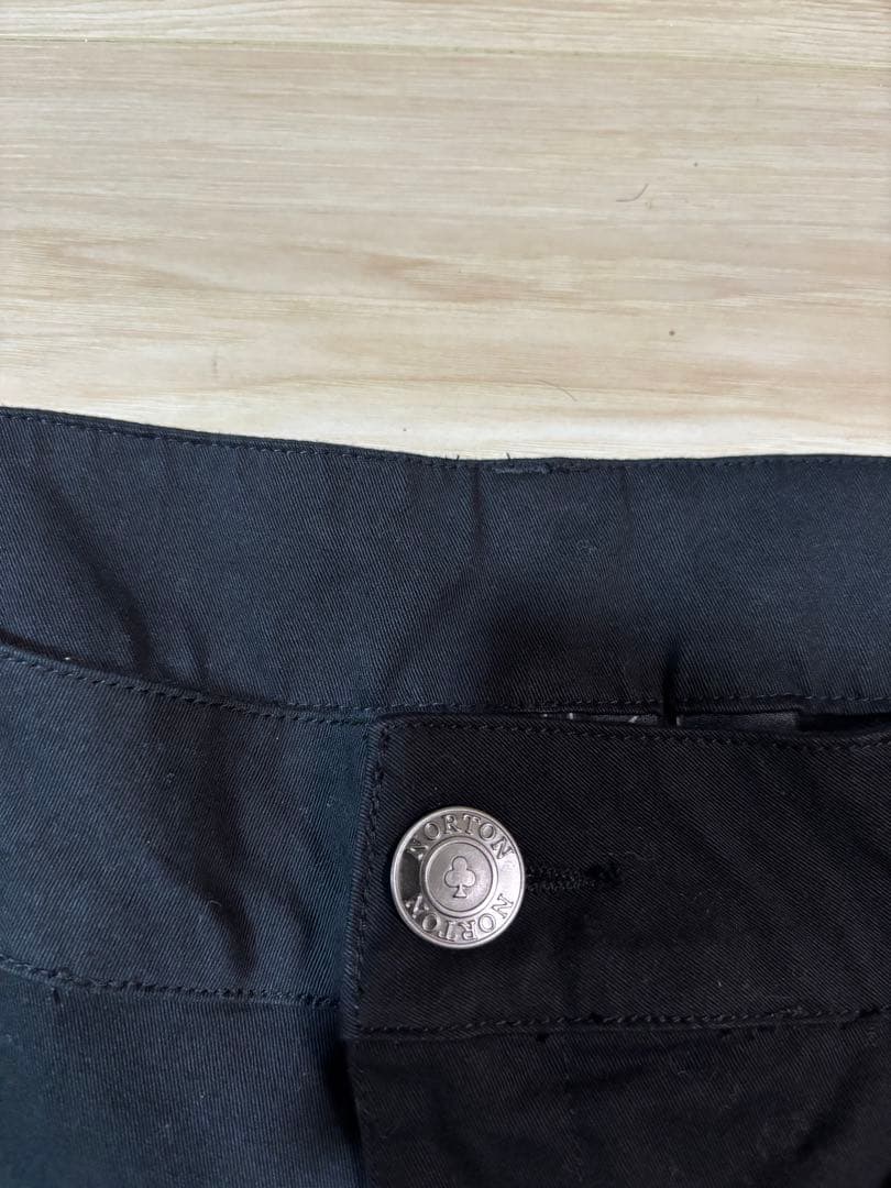 未使用タグ付き　Norton　東京リベンジャーズコラボ　ストレッチパンツXL 黒