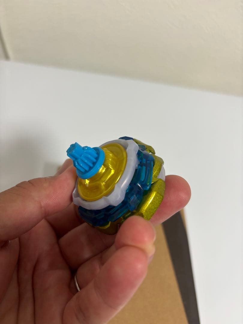 ベイブレードx 新品未使用品‼️ ペガサスボルトS4-70Vメタルコート：ゴールド