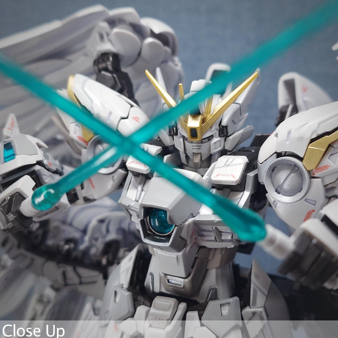 MG ウイングガンダム \" white カスタム\" パール塗装完成品