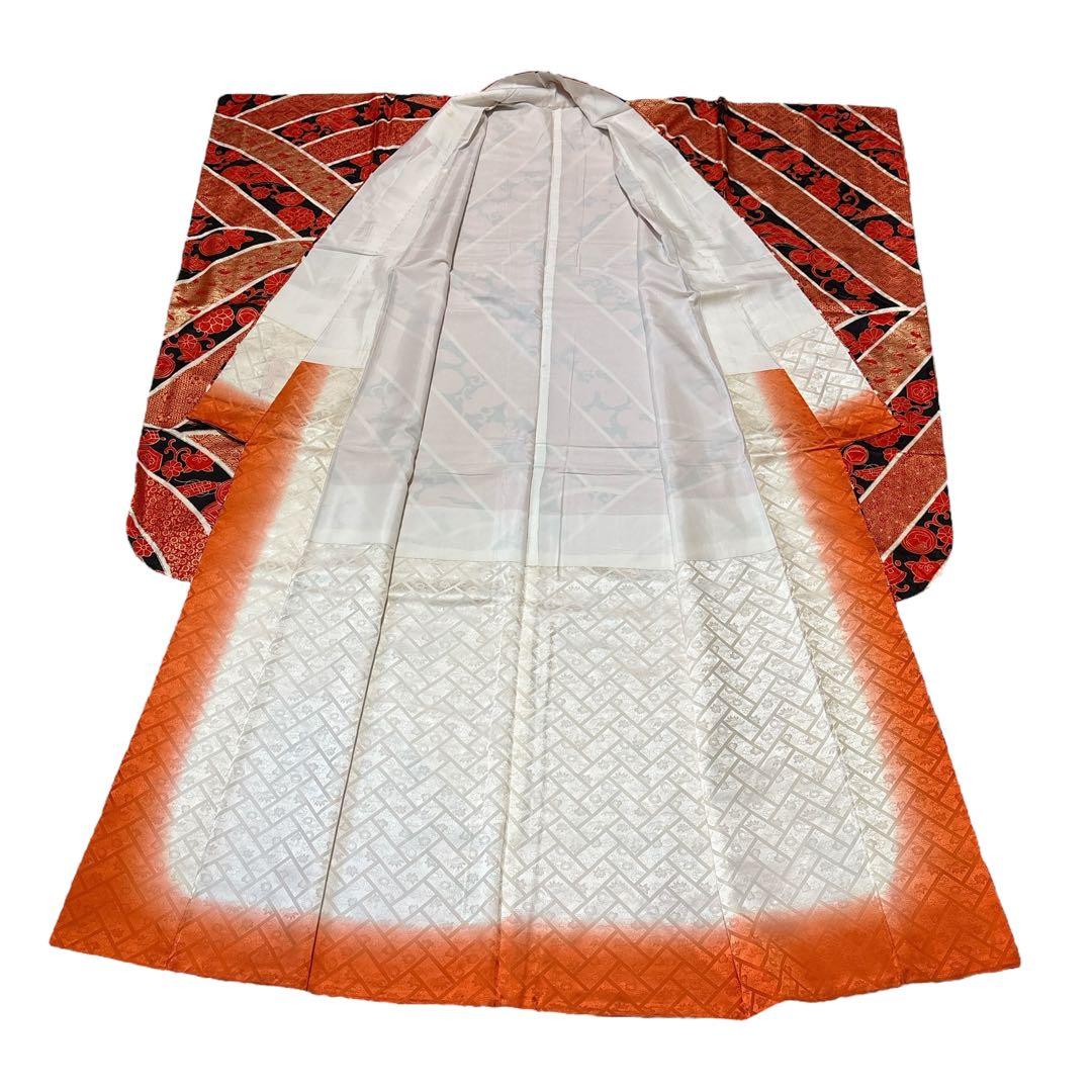 (あ996)赤黒白金 祝い柄の荒波のような斜めストライプ振袖㊗️⑤点セット