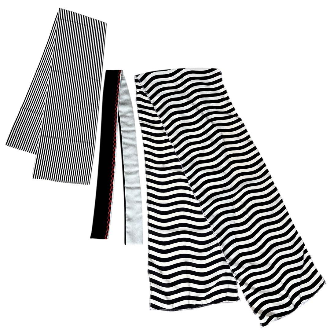 (あ996)赤黒白金 祝い柄の荒波のような斜めストライプ振袖㊗️⑤点セット