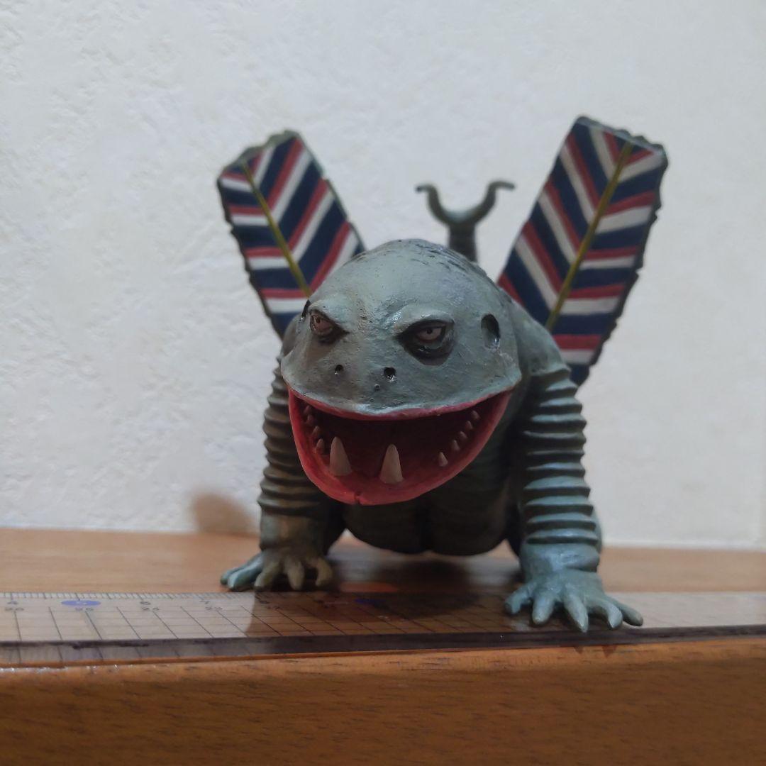 ウルトラマン 毒ガス怪獣 ケムラー レジン製ガレージキット個人製作塗装済 完成品