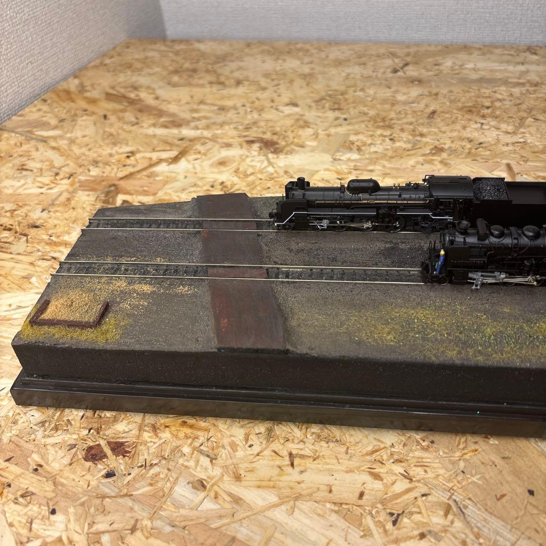 【ケース付き】Nゲージ 車庫付きジオラマ