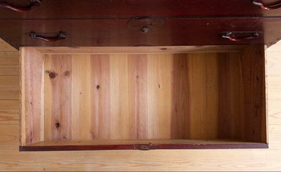 古家具　時代箪笥　4段引き出し　鉄金具　和箪笥・古道具　古家具　アンティーク