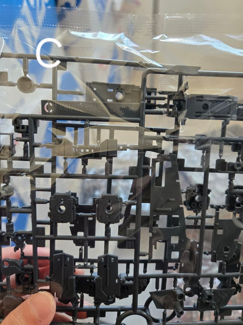 ZZ GUNDAM \"Ver.Ka\" 1/100 プラモデル