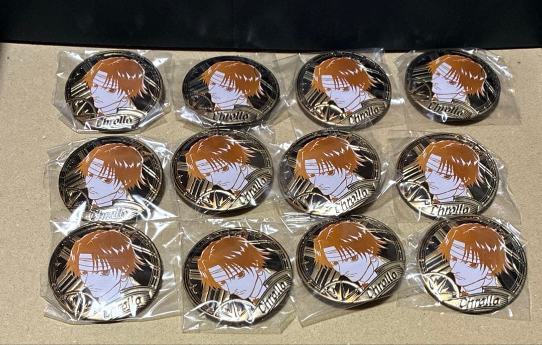 HUNTER×HUNTER 彫金シリーズ　缶バッジ　クロロ　セット　中国限定