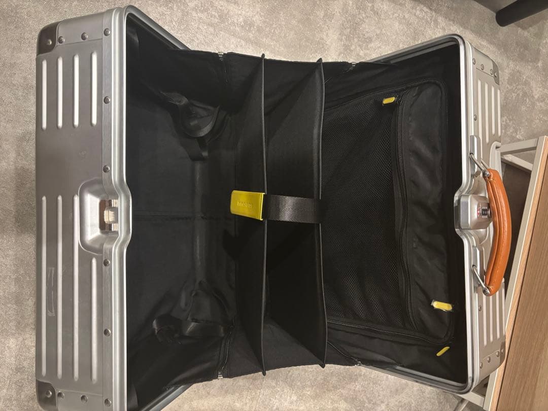 innovator アルミスーツケース 42リットル