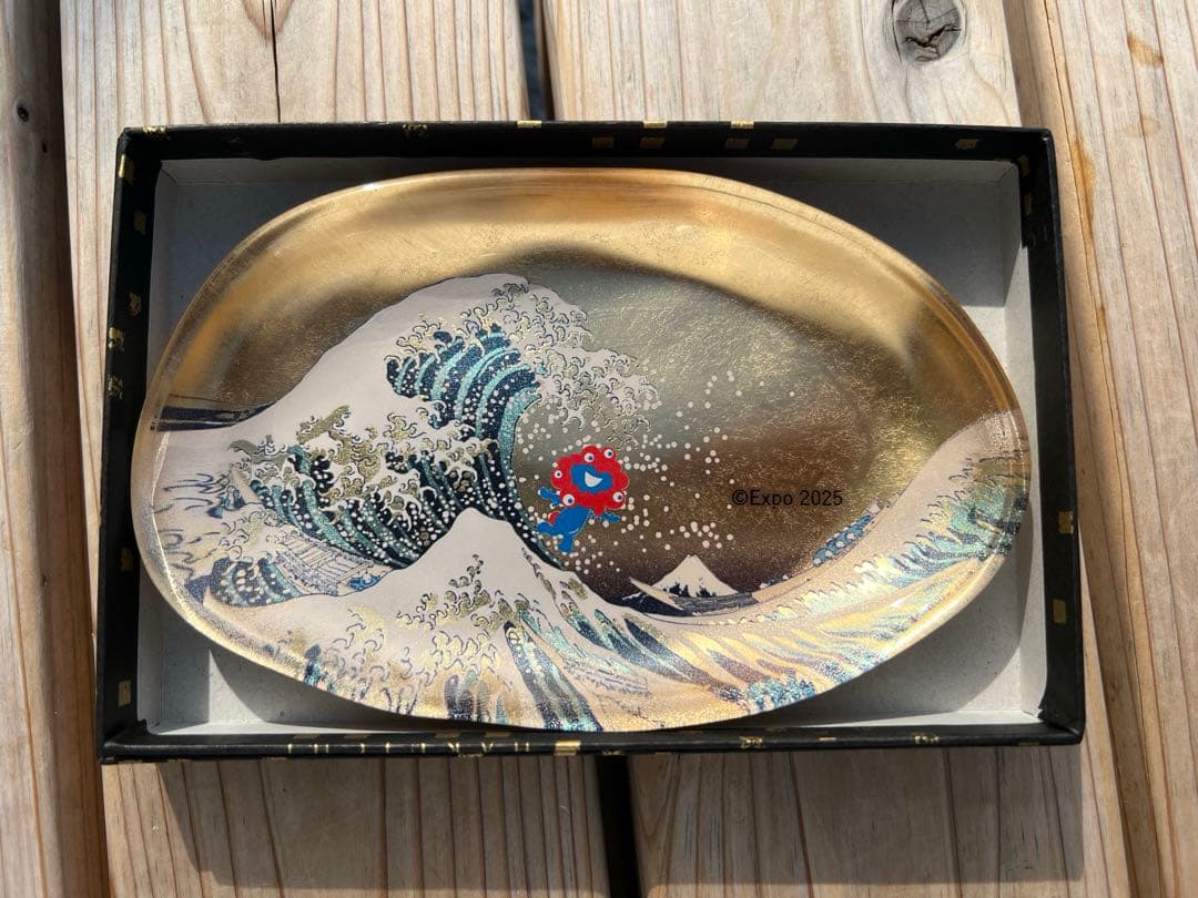 【大阪関西万博　会場限定】 ミャクミャク　箔一　ガラストレー　葛飾北斎