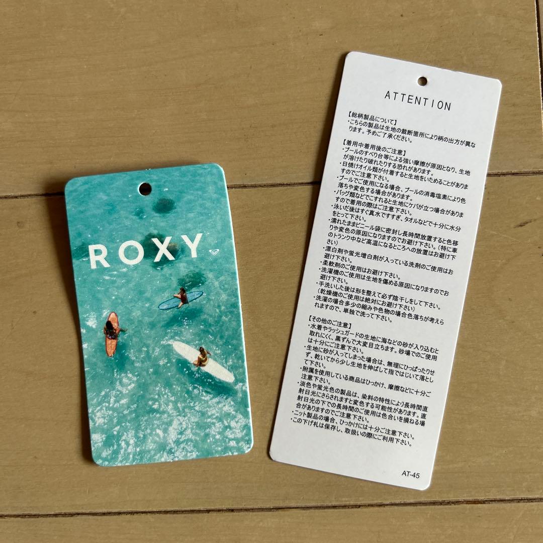 【めぐ様】ROXYフラワープリント水着セット