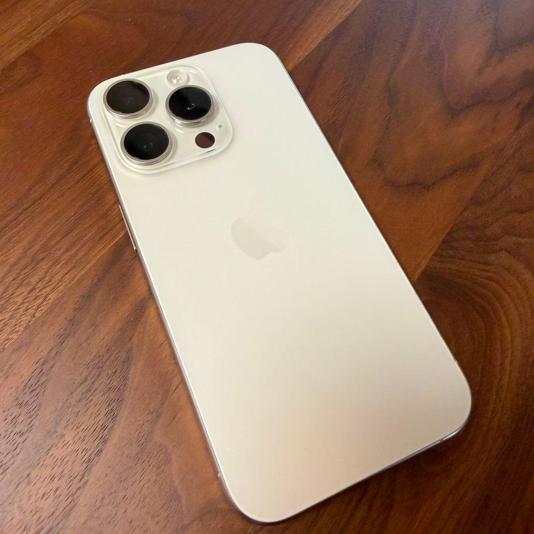 【超美品】iPhone 15 Pro 128GB 本体 付属品あり