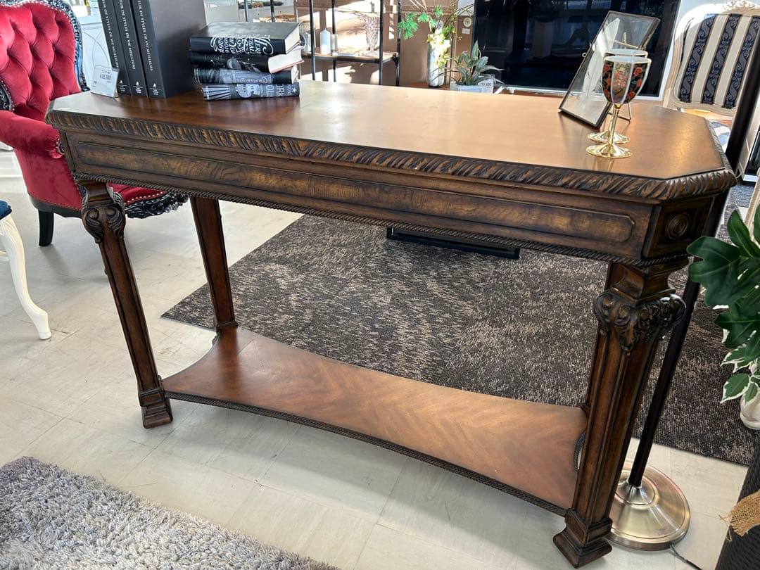 クラシック木製　コンソールテーブル　アンティーク調