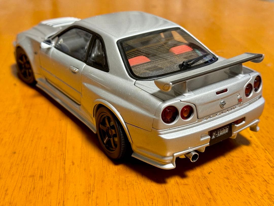 オートアート製　1/18 NISMO R34 GT-R Z-TUNE