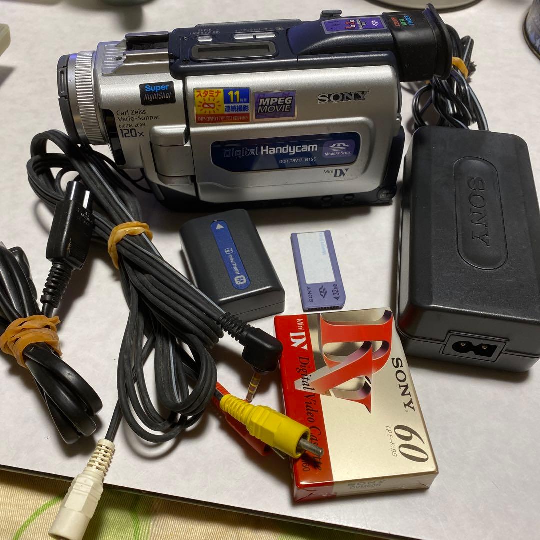 SONY miniDV HANDYCAM DCR-TRV17 ④