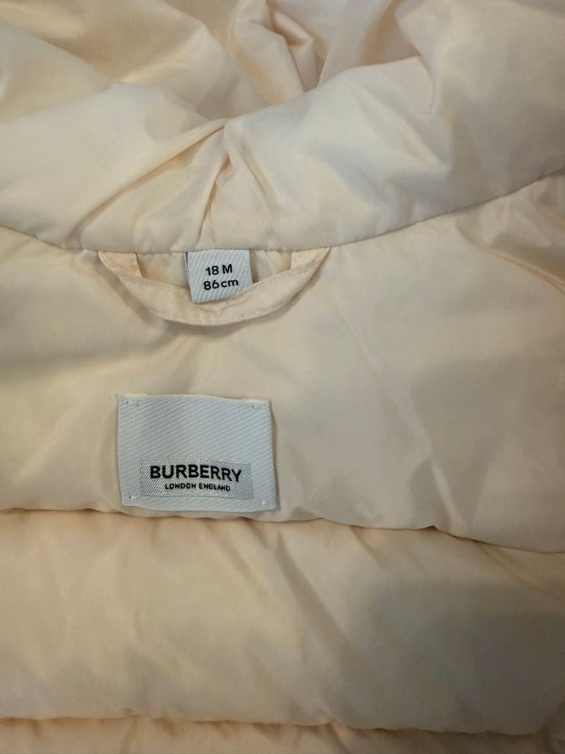 burberryダウン　Burberry バーバリー　子供用