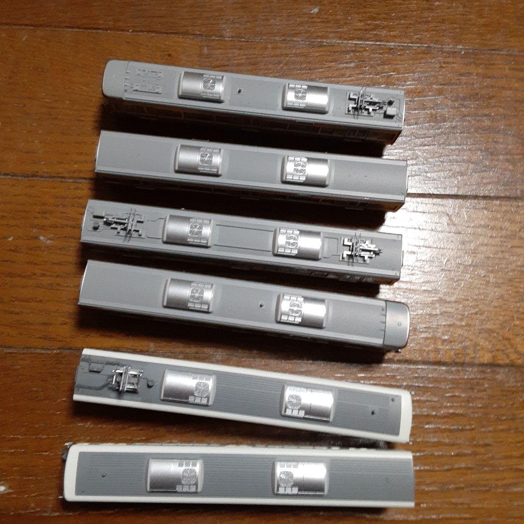 m*a様 225系、221系