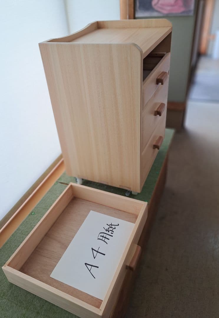 NIKE 様へ ご注文いただきました ワゴンが 完成しました。