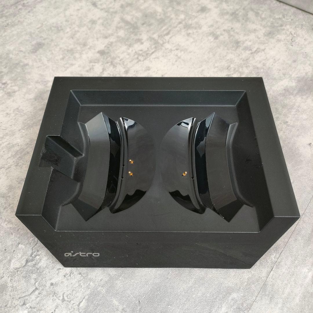 【迅速発送】ASTRO A50 ワイヤレスヘッドホン + ベースステーション