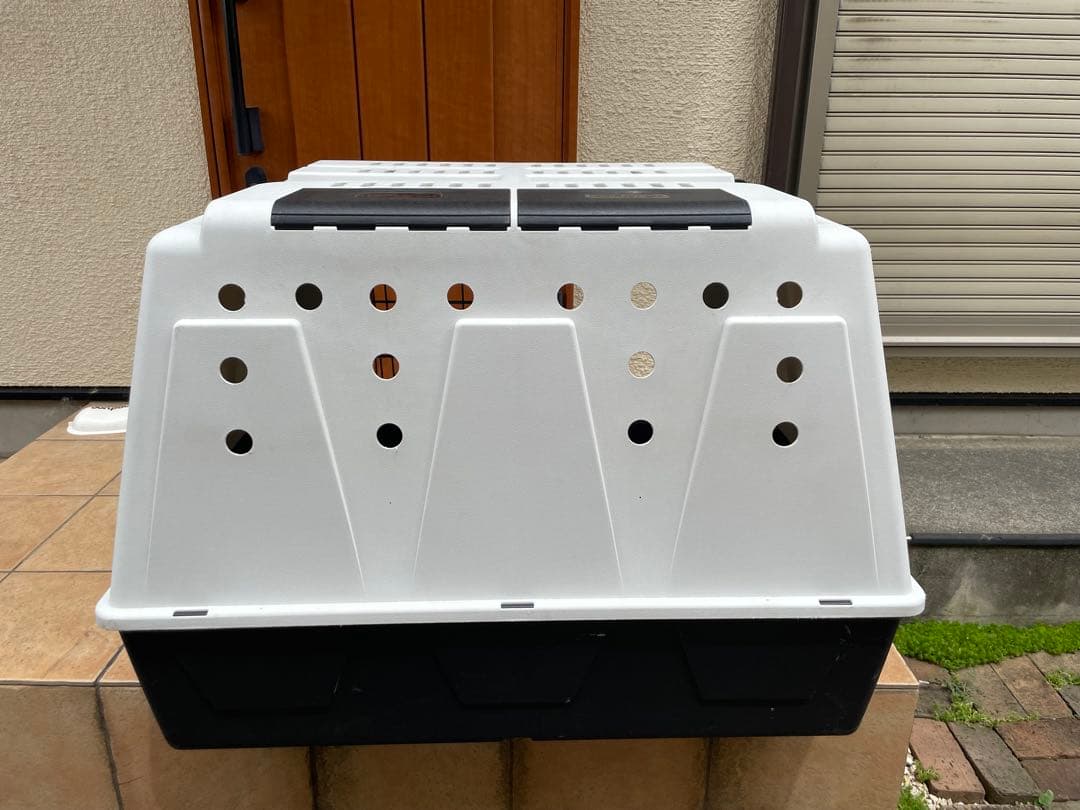 大型犬クレート　アトラスカーMAXI