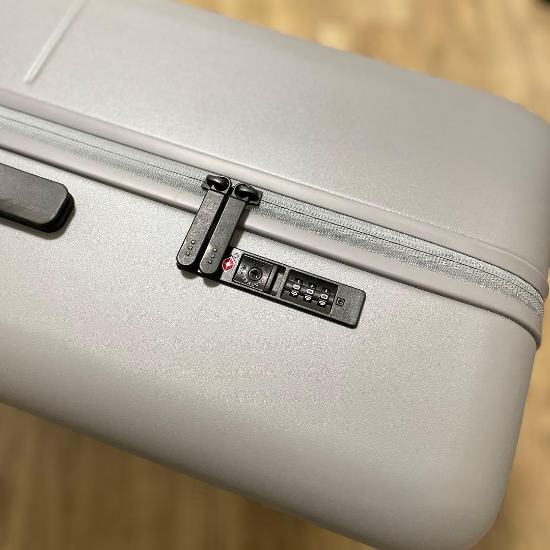 MONOS グレー Check-In Large スーツケース