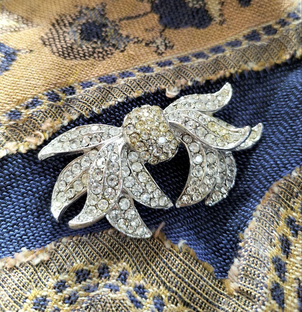 超美品✨《JS PARIS》✨ヴィンテージ ジュエリー レトロ リボン♡ブローチ