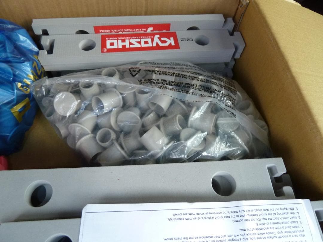 入手困難品 京商 ミニッツ グランプリサーキット ３０ ９６マットセット