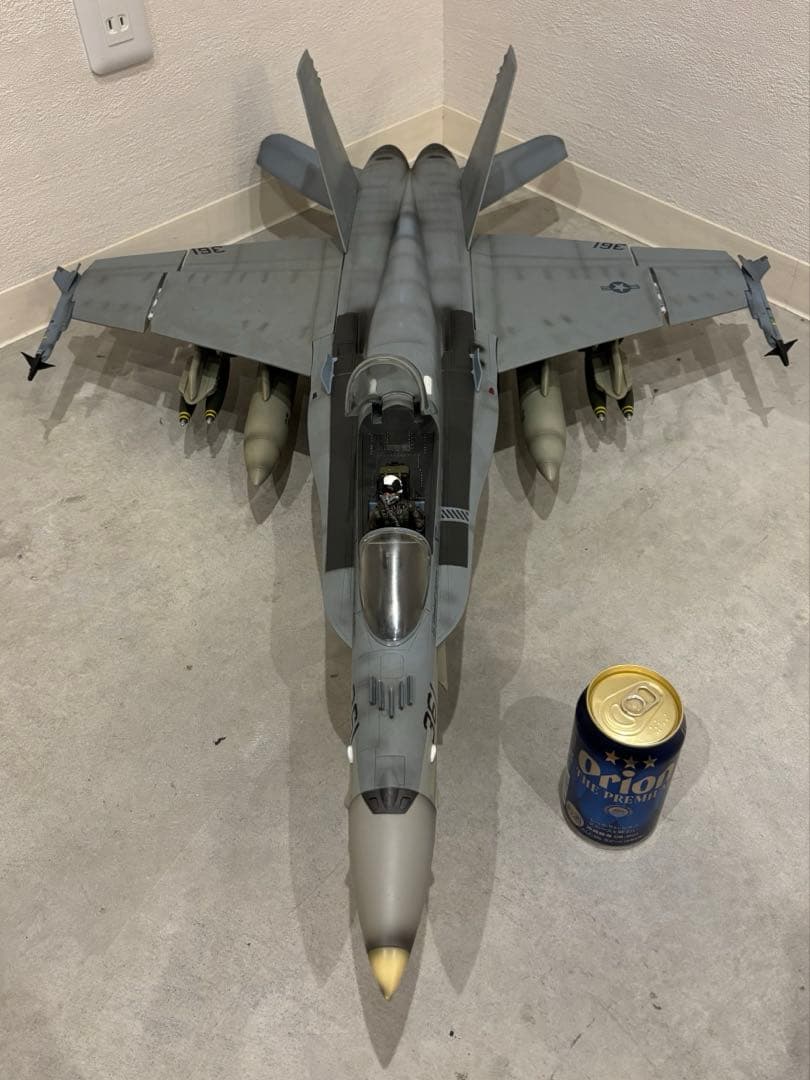 超希少品　bbi エリートフォース　F/A-18 Hornet 1/18