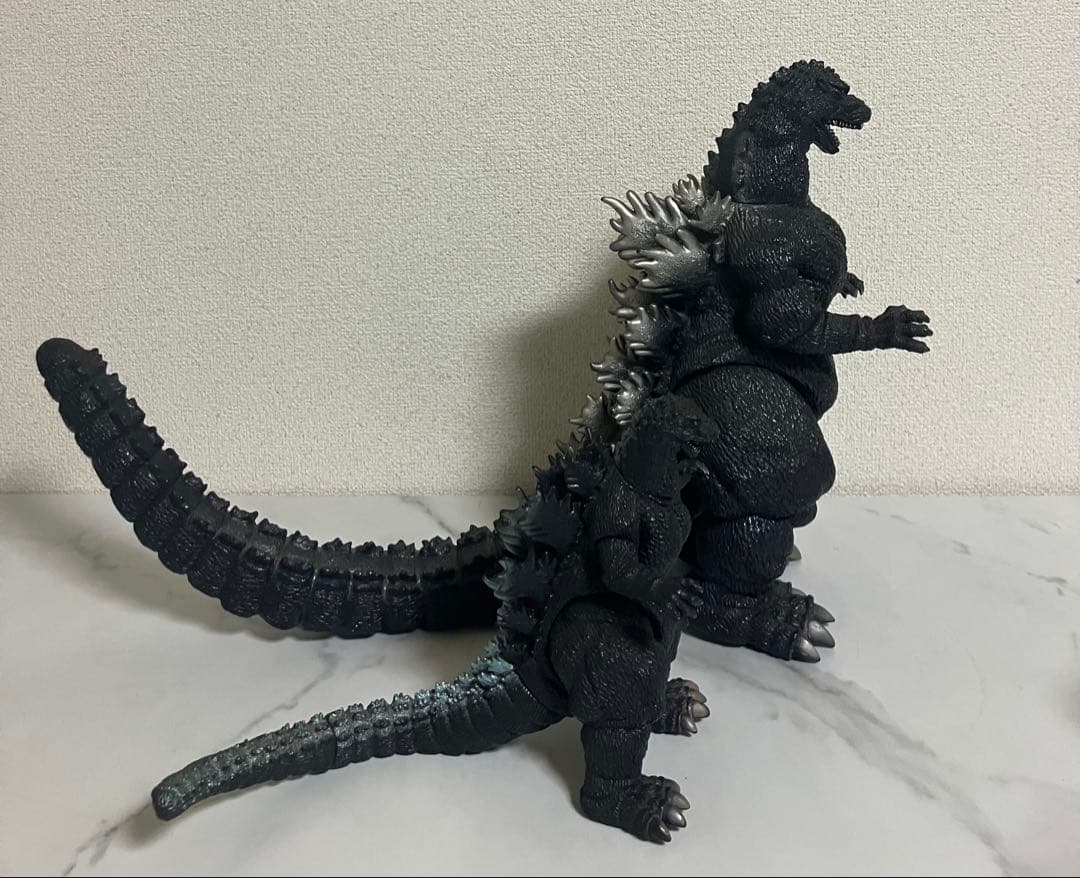 ゴジラ　フィギュア　バンダイ　セット