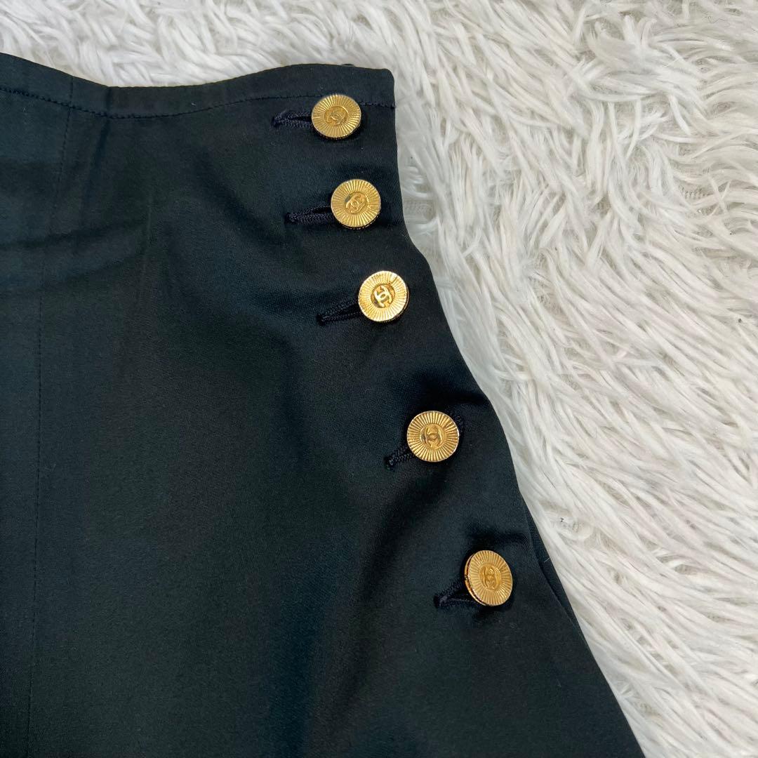 CHANEL サテン　プリーツスカート　金ボタン　ココマーク　ゴールドボタン