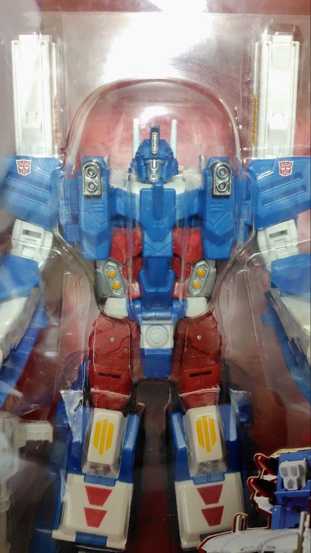 未開封 ● ウルトラマグナス レジェンズ トランスフォーマー アルファトライオン