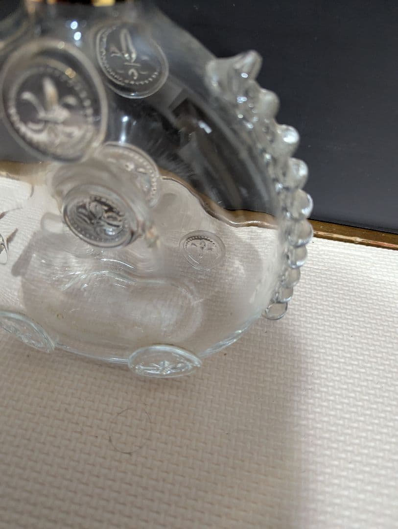 レミーマルタン・ルイ13世 バカラ製 空ボトル　汚れあり