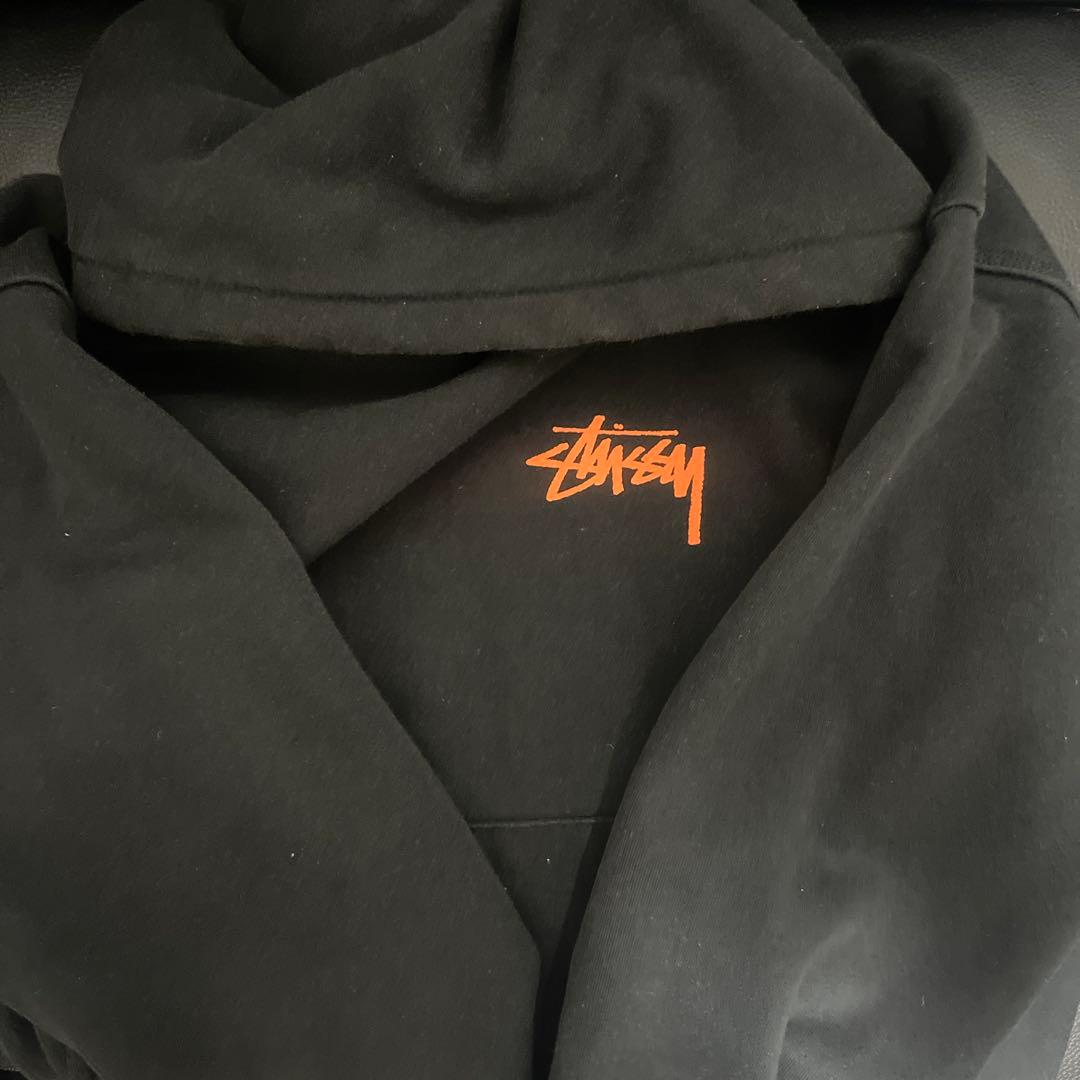 stussy ステューシー　 ブラック　パーカー　Mサイズ