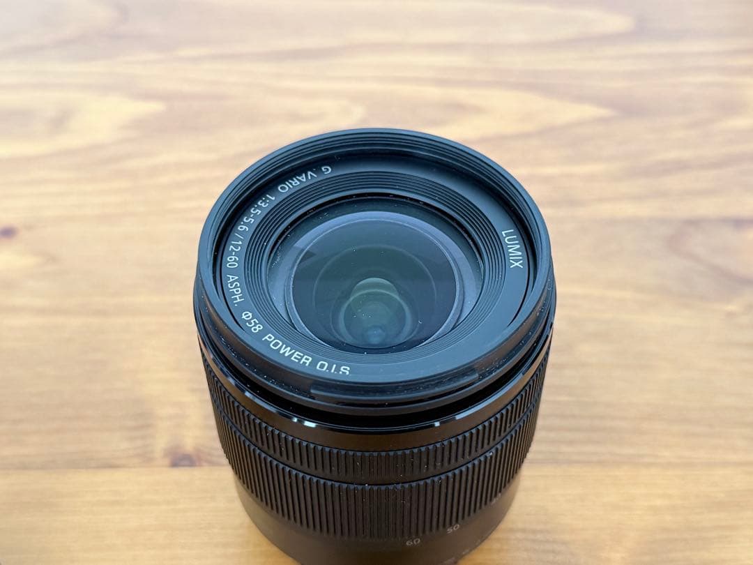 LUMIX 12-60mm f3.5-5.6 標準ズームレンズ