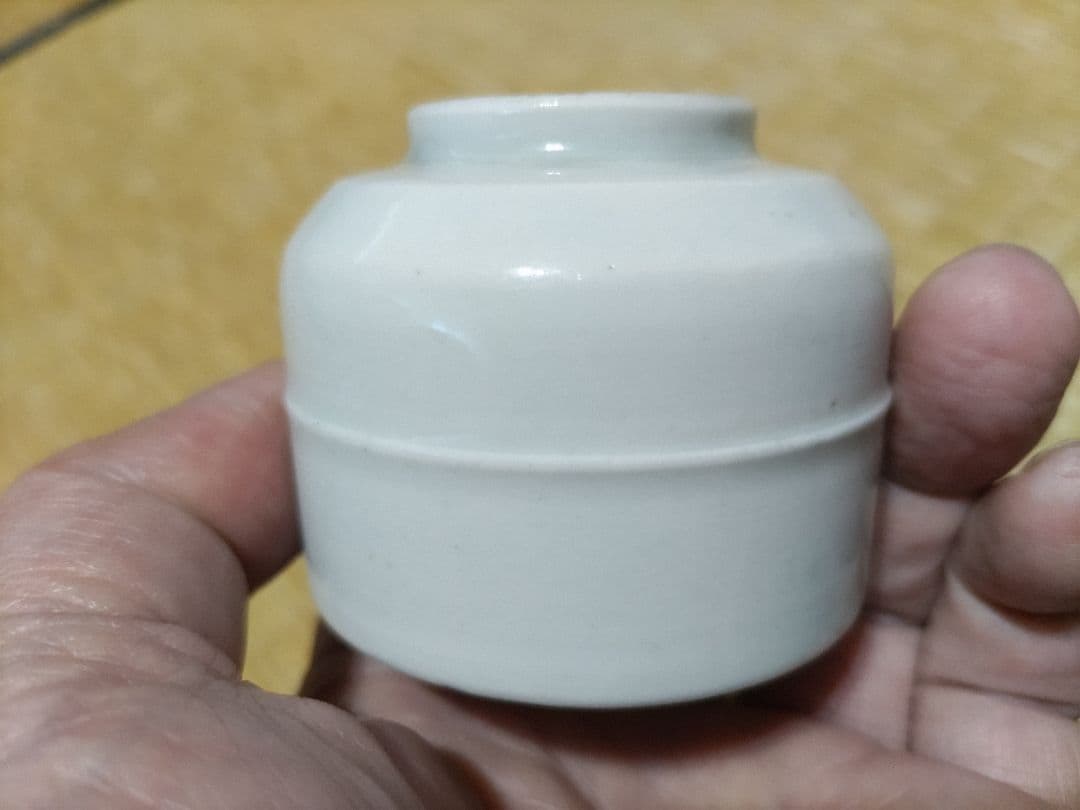 古伊万里　白磁　胴紐　小型　猪口　無傷