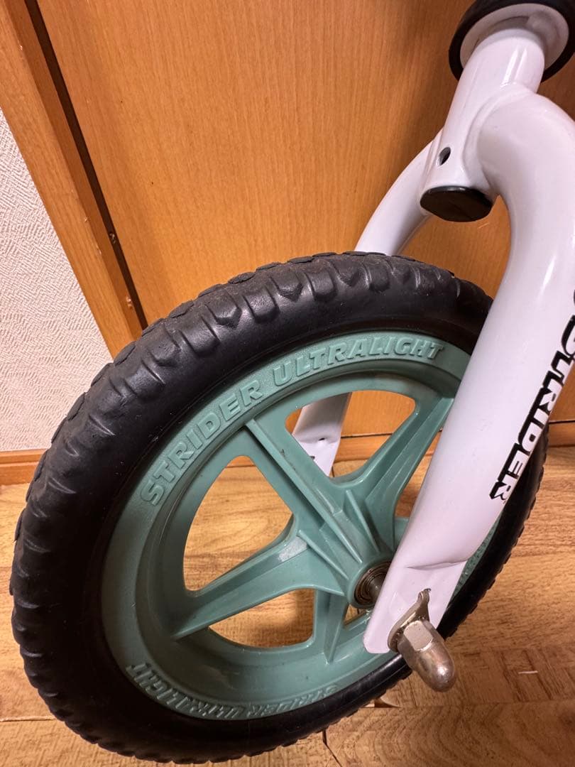 STRIDER バランスバイク ピンク　あきぽん