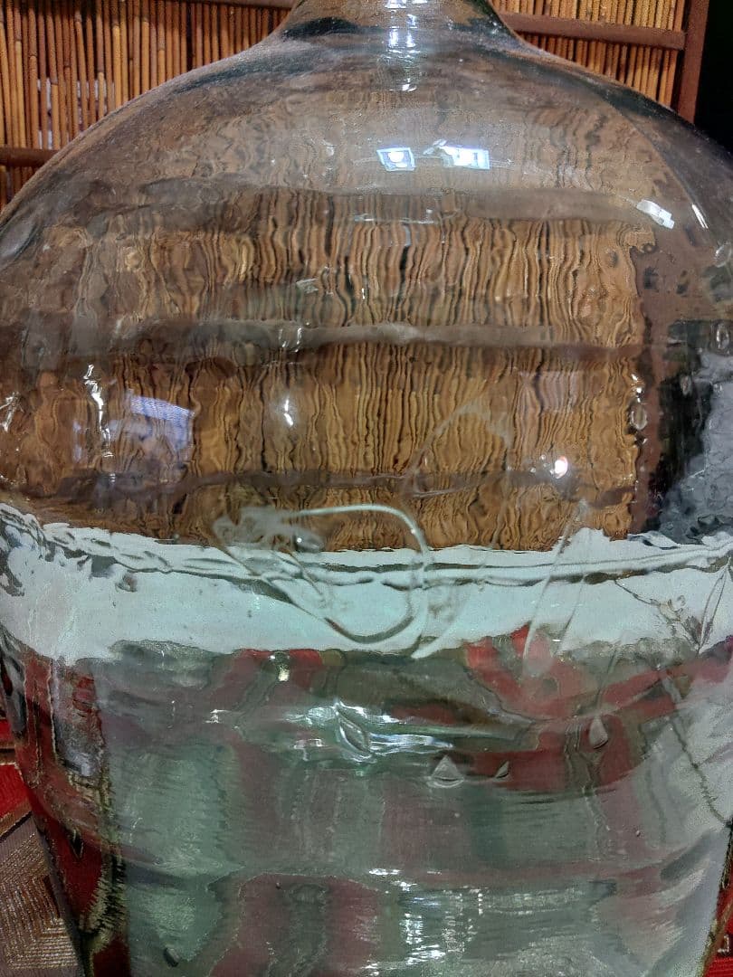 特大瓶　デミジョンボトル　グリーン　昭和レトロモダン　かわいいガラス瓶　ガラス製