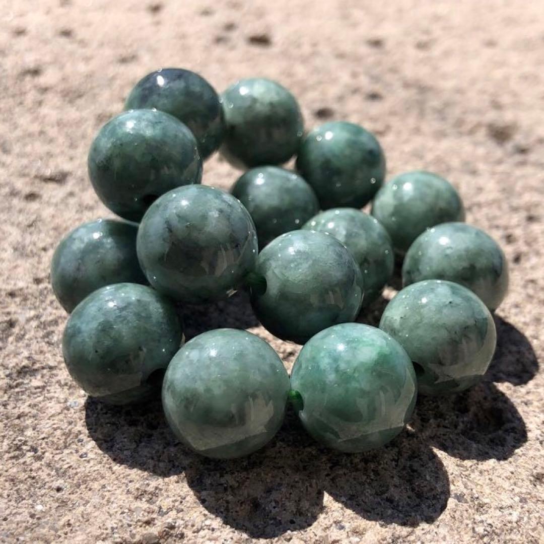 【⭐️超激レア天然石⭐️】緑色 糸魚川翡翠 ブレスレット 天然石