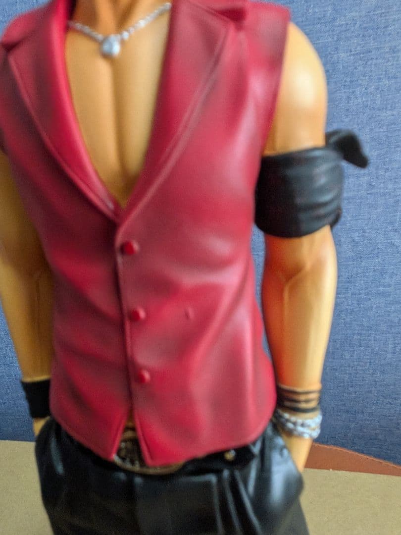 FBC 坊屋春道シャツver. ダイブ版(台座·パッケージなし)