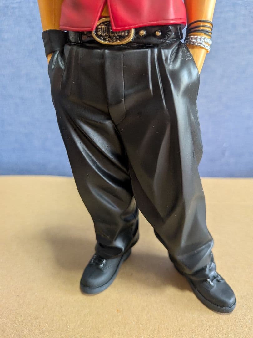 FBC 坊屋春道シャツver. ダイブ版(台座·パッケージなし)