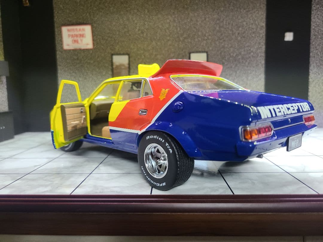 INTERCEPTOR V8！V8！