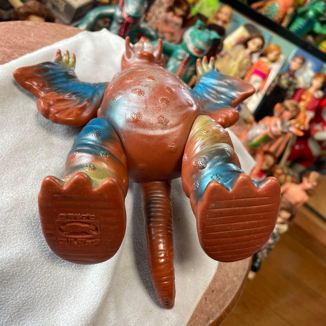 極美品　当時物　ペギラ ブルマーク　(海外輸出カラー)